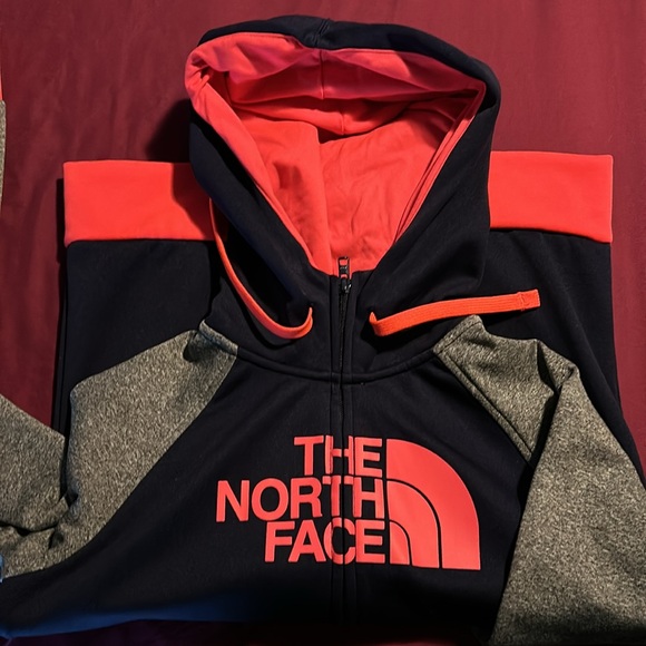 The North Face hoodie, size small worn maybe 1 time. - Picture 2 of 3